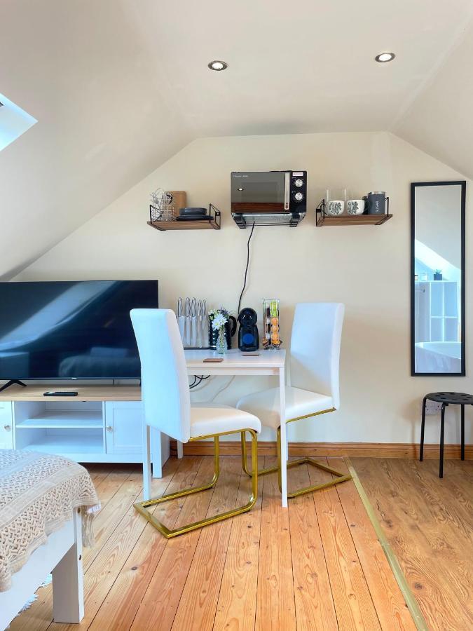 Mini-studio By Hnfc Apartment *